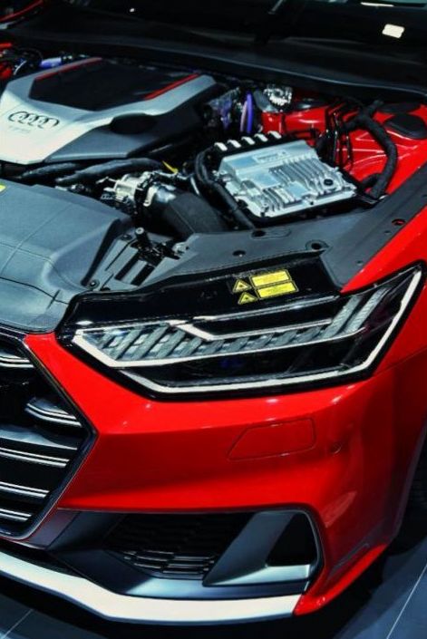 Mechanic discussing results with car owner
